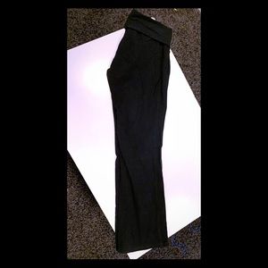 Maternity yoga pants